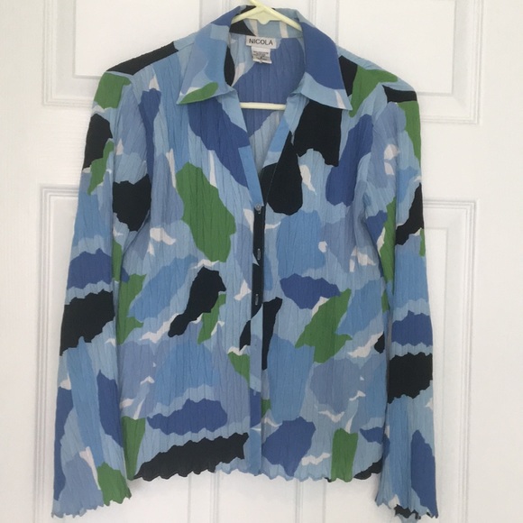 NICOLA Tops - 3/$25 Herringbone textured blouse